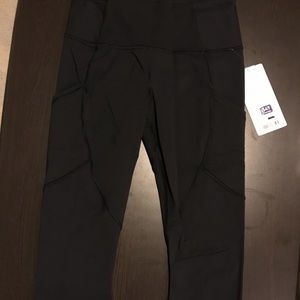 Lululemon cropped leggings